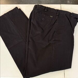 Izod Men's Black Chinos - 30/32